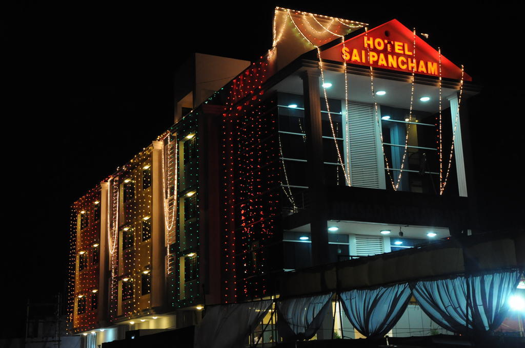 Hotel Sai Pancham Shirdi Bagian luar foto